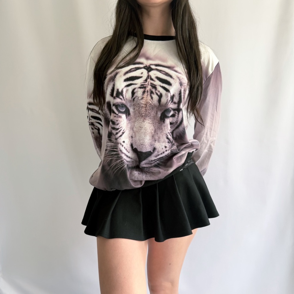 rad 2000s tiger print sweater